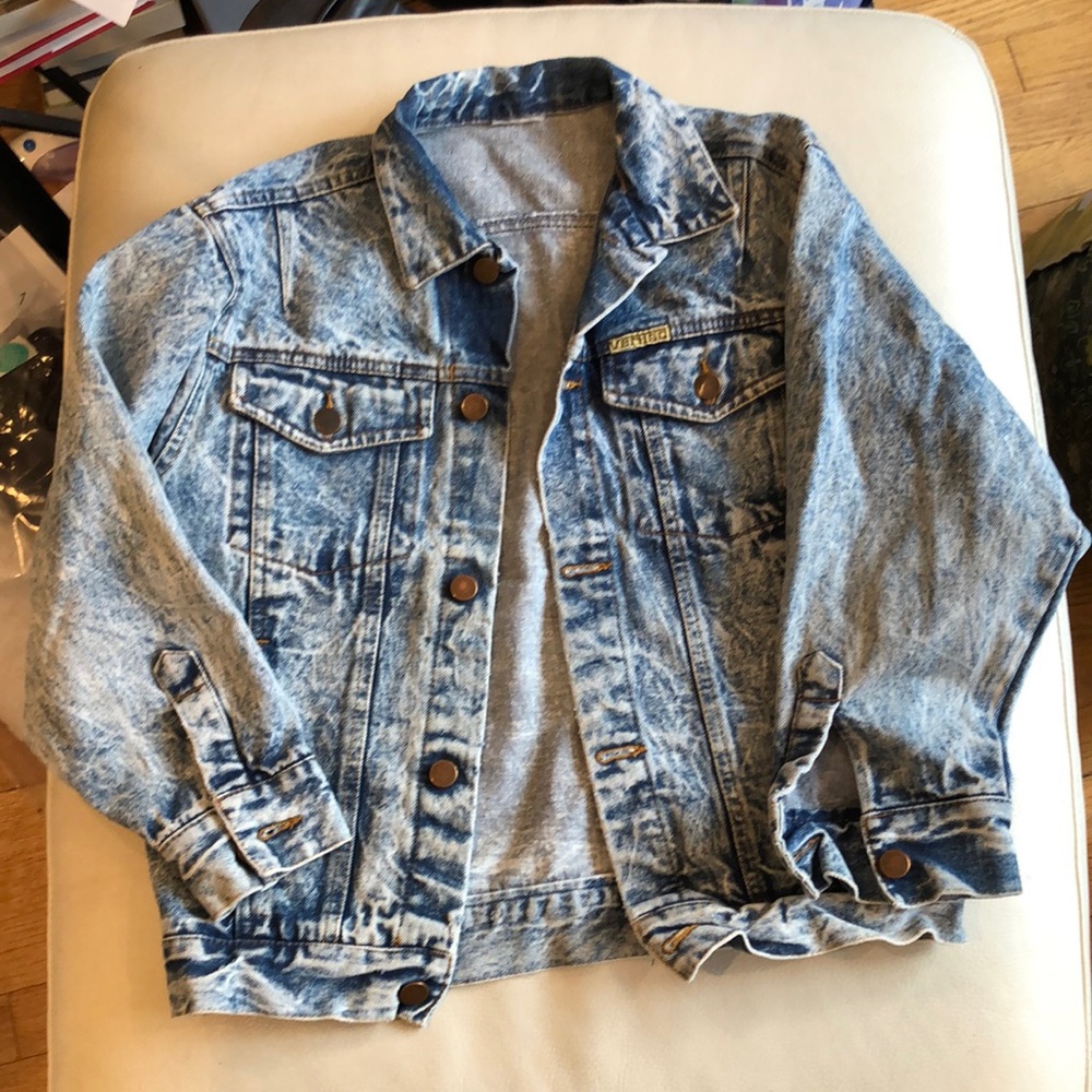 Vertigo vintage blue acid wash jean jacket
